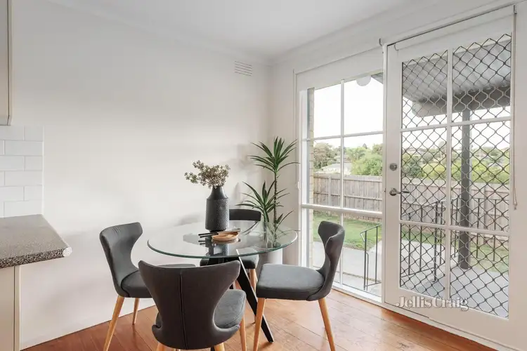 Fifth view of Homely house listing, 2 Jindalee Avenue, Yallambie VIC 3085