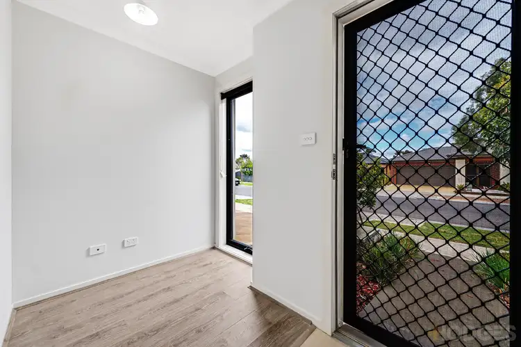 Second view of Homely house listing, 5/4 Mantello Drive, Werribee VIC 3030