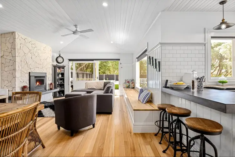 12 Lind Avenue, Rye VIC 3941