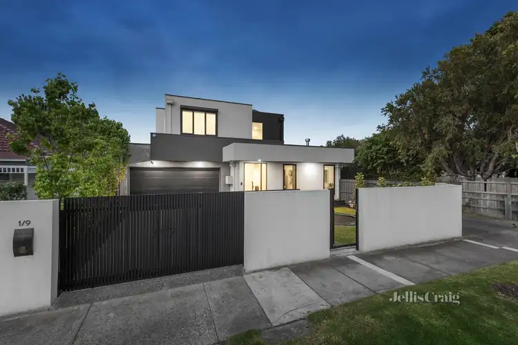 1/9 Heather Street, Bentleigh East VIC 3165