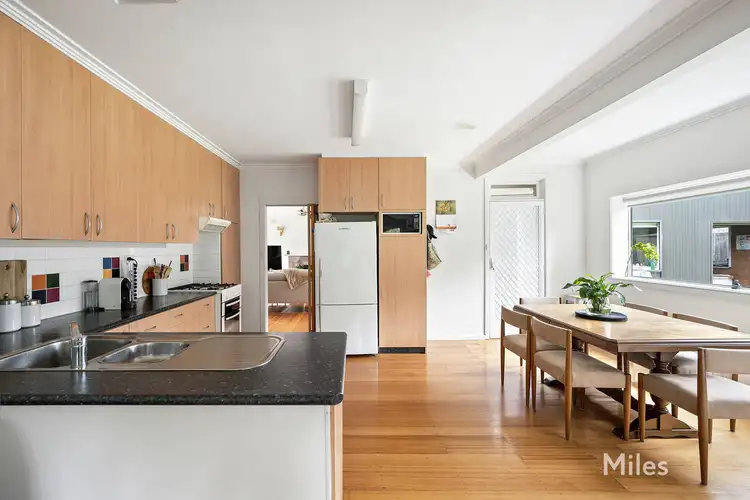 Fifth view of Homely house listing, 10 Kallay Court, Viewbank VIC 3084