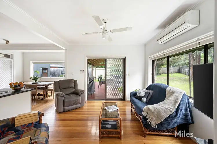 Sixth view of Homely house listing, 10 Kallay Court, Viewbank VIC 3084