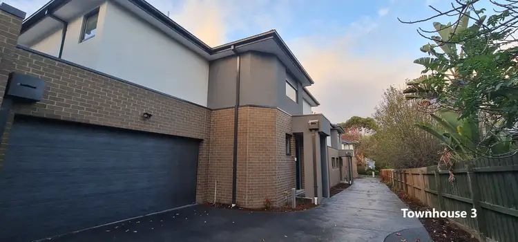 26 Railway Crescent