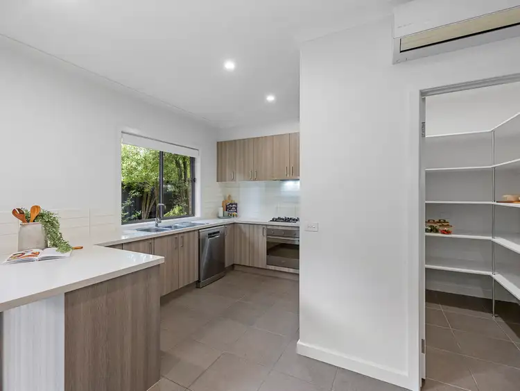 Sixth view of Homely townhouse listing, 3/8 Kitchener Road, Croydon VIC 3136