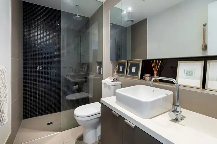 Sixth view of Homely apartment listing, 32/523 Burwood Road, Hawthorn VIC 3122
