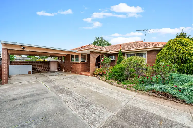 Main view of Homely house listing, 5 Stewart Drive, Werribee VIC 3030