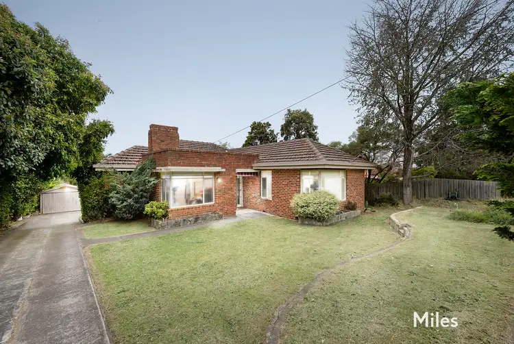 170 Mountain View Parade, Rosanna VIC 3084