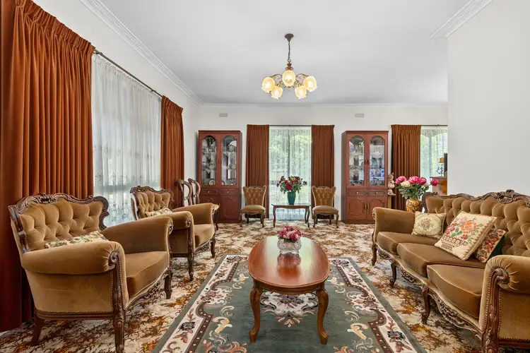 33 Meppel Drive, Clayton South VIC 3169