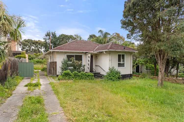 Second view of Homely house listing, 21 Amaroo Street, Chadstone VIC 3148