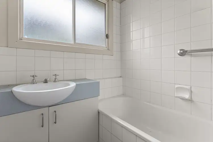 Fifth view of Homely house listing, 21 Amaroo Street, Chadstone VIC 3148