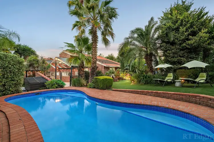 Second view of Homely house listing, 2 Bramber Court, Templestowe VIC 3106