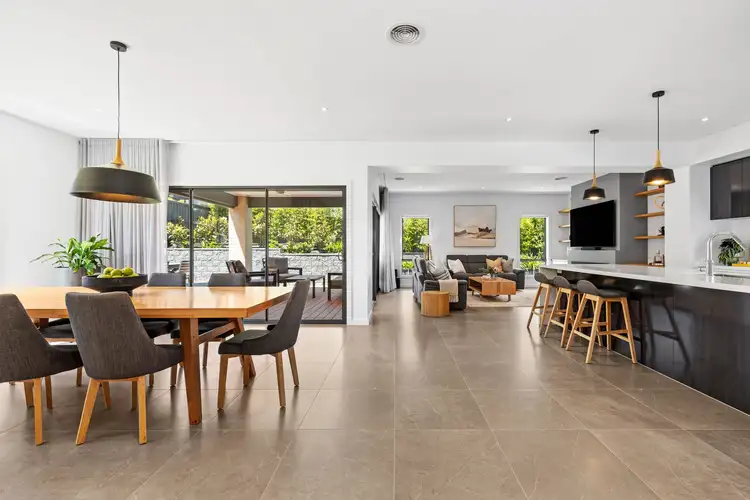 Second view of Homely house listing, 8 Winsford Street, Officer VIC 3809