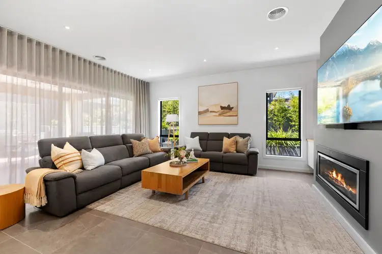 Sixth view of Homely house listing, 8 Winsford Street, Officer VIC 3809