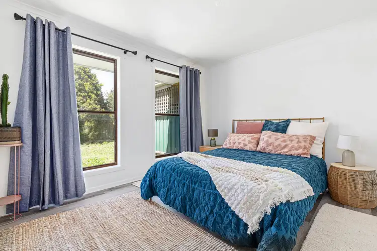 Sixth view of Homely house listing, 8 Naraglen Court, Sebastopol VIC 3356