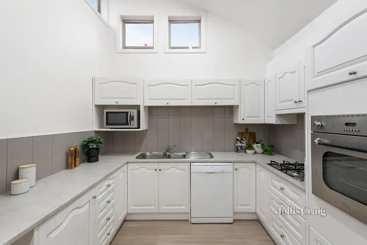 Third view of Homely unit listing, 2/198 Jasper Road, Bentleigh VIC 3204