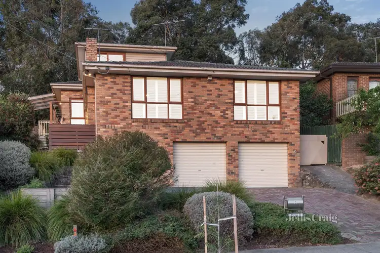 9 Acheron Crescent, Eltham North VIC 3095