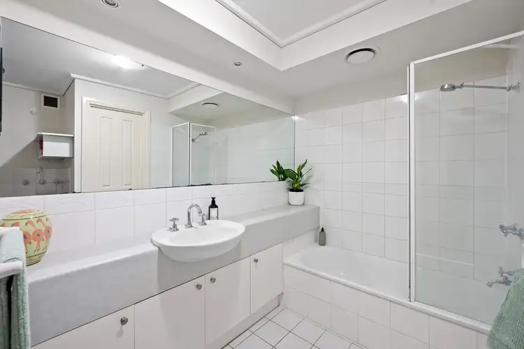 Sixth view of Homely apartment listing, 2/42 Grattan Place, Carlton VIC 3053