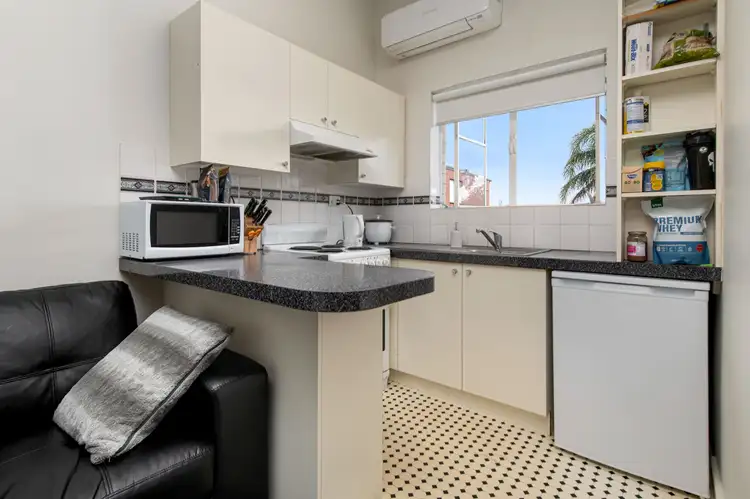 Third view of Homely apartment listing, 9/14 Oak Street, Hawthorn VIC 3122