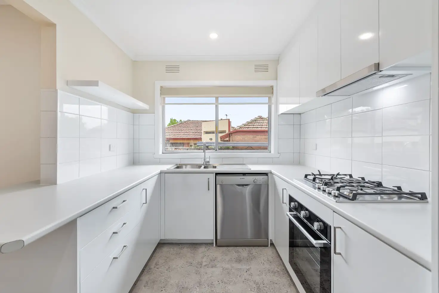 Main view of Homely unit listing, 4/100 The Grove, Coburg VIC 3058