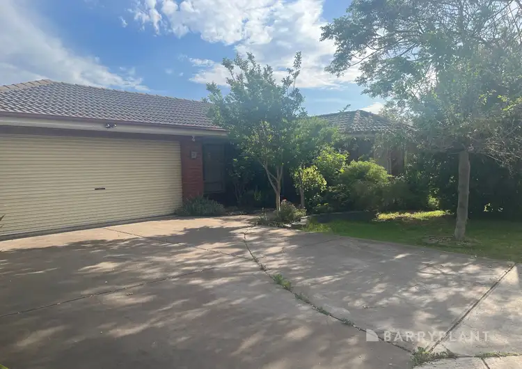 Main view of Homely house listing, 2 Amethyst Place, Werribee VIC 3030