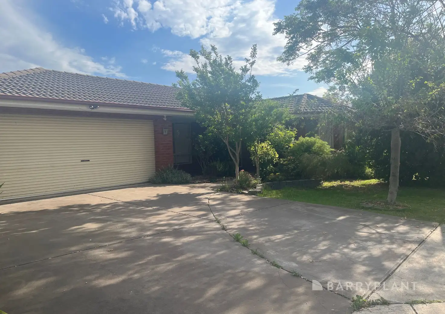 Main view of Homely house listing, 2 Amethyst Place, Werribee VIC 3030