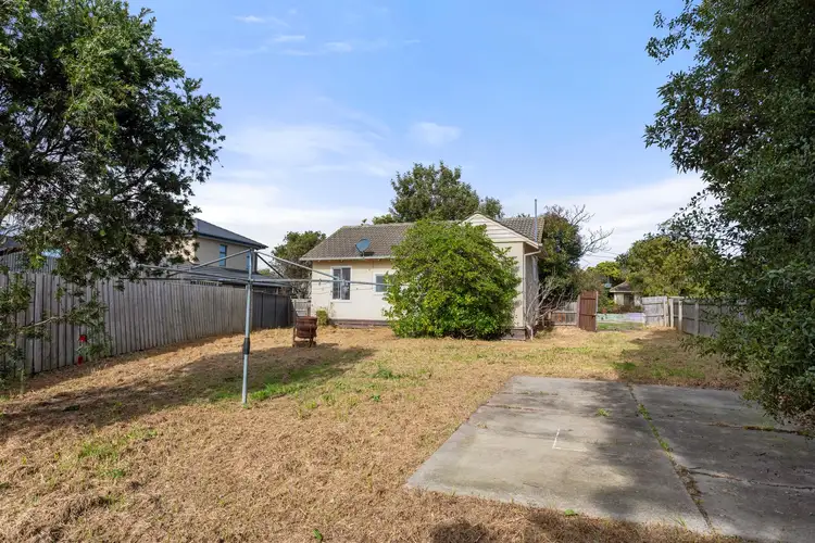 23 Station Avenue, Ashwood VIC 3147