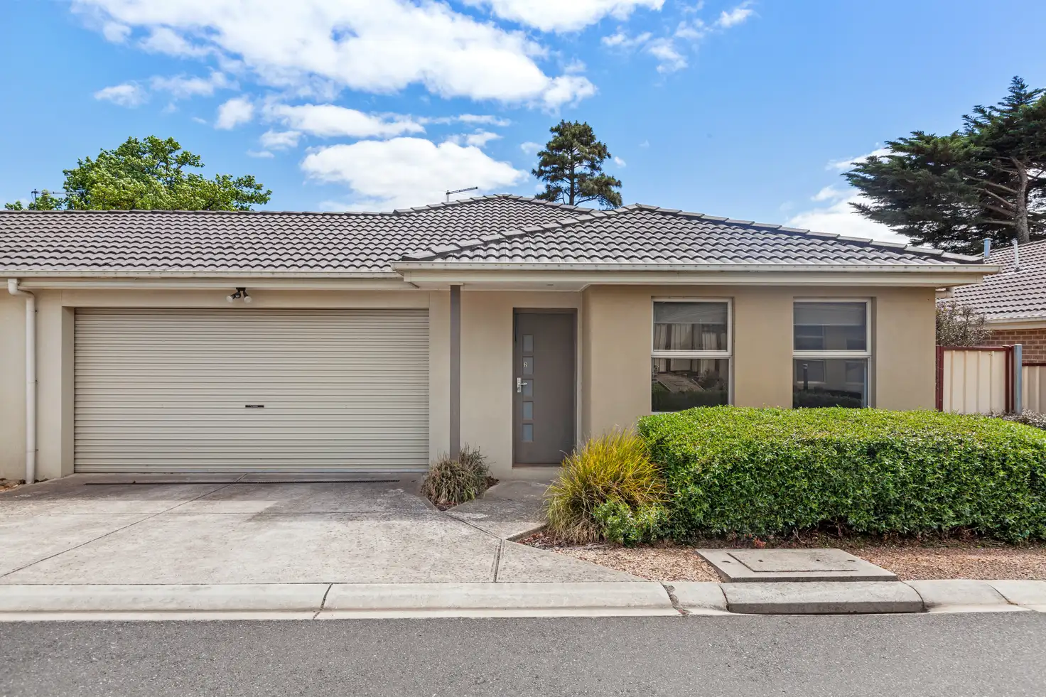 Main view of Homely unit listing, 2/6 Eden Place, Wallan VIC 3756