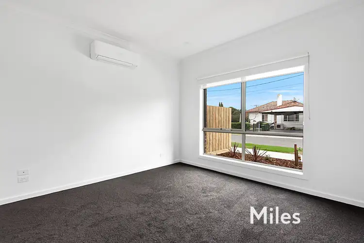 Fifth view of Homely house listing, 1 Oak Court, Heidelberg West VIC 3081