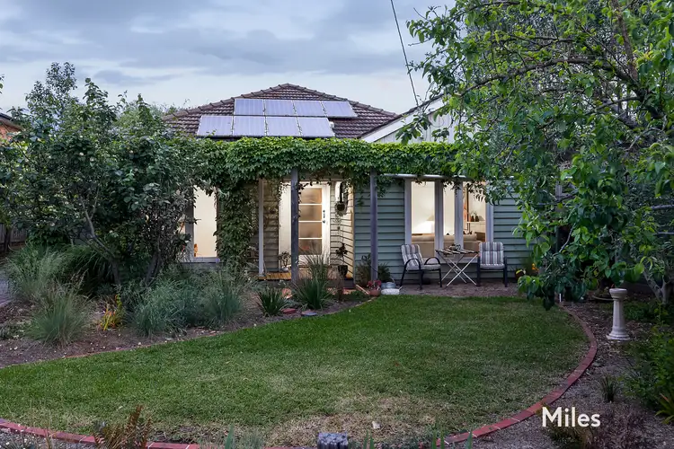 17 Gellibrand Crescent, Reservoir VIC 3073
