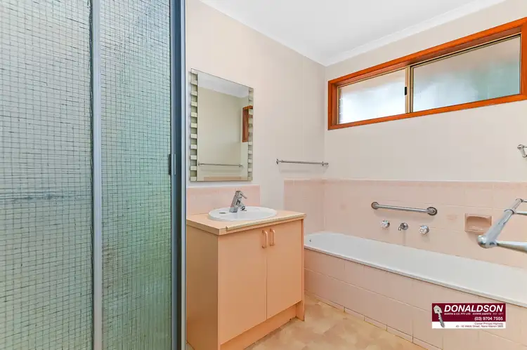 Sixth view of Homely unit listing, 2/10 Valley Fair Drive, Narre Warren VIC 3805