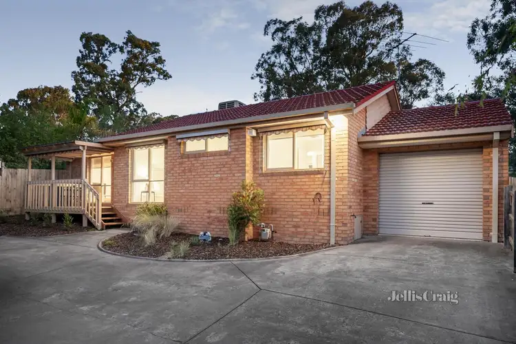 2/6 Frank Street, Eltham VIC 3095