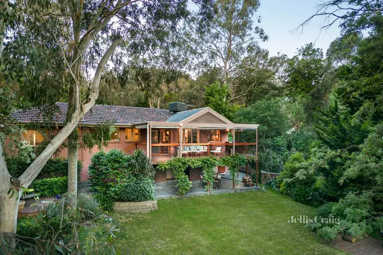 29 Antoinette Boulevard, Eltham VIC 3095