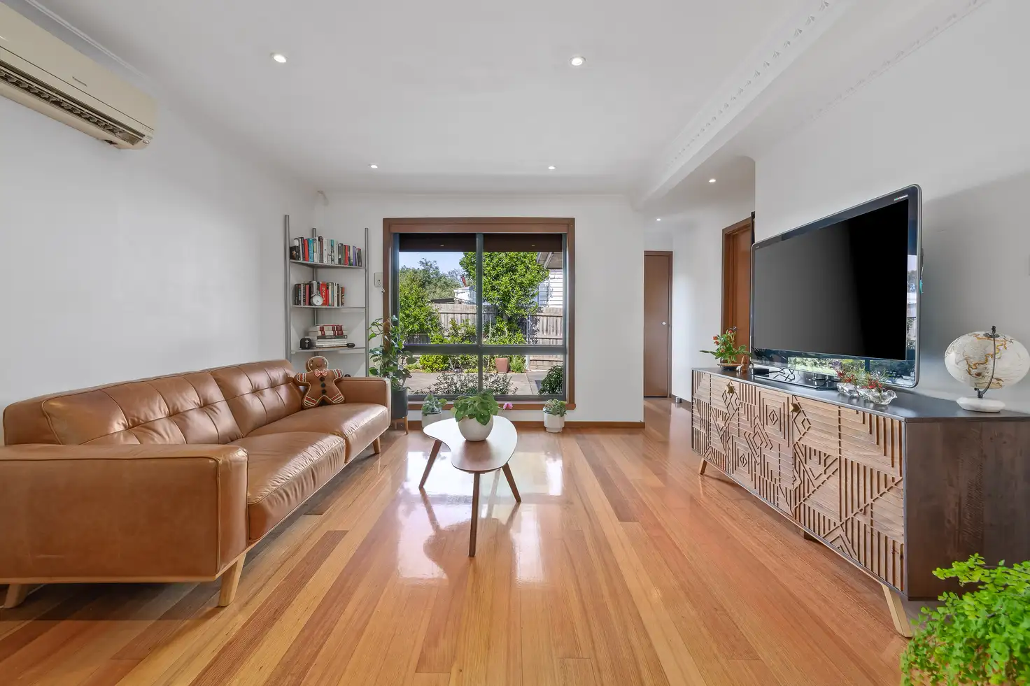Main view of Homely unit listing, 2/42 Garnet Street, Preston VIC 3072