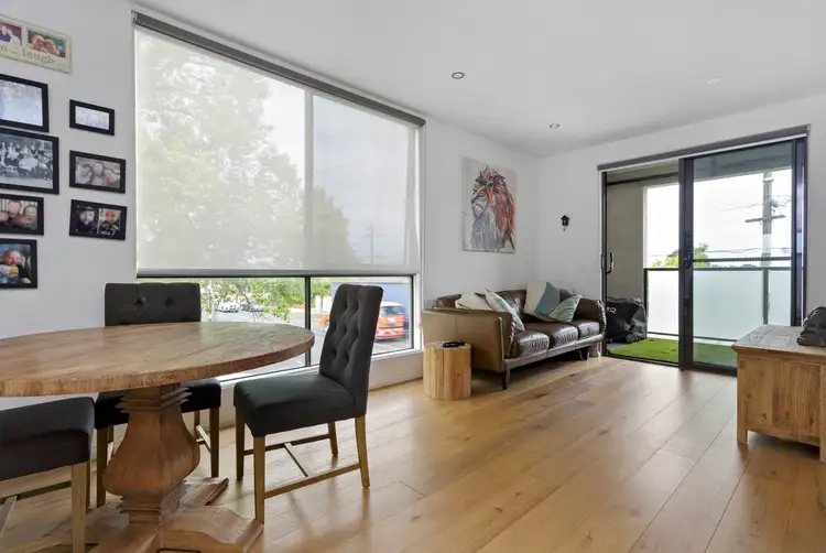101/148 Warrigal Road, Oakleigh VIC 3166