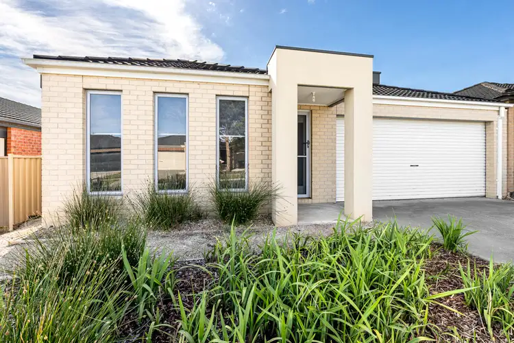 17 Whidburn Place, Sebastopol VIC 3356