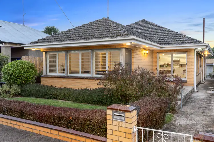 707 Dana Street, Ballarat Central VIC 3350