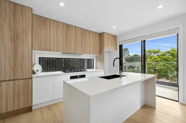 Sixth view of Homely townhouse listing, 1/11 Etna Street, Glen Huntly VIC 3163
