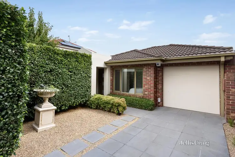 2/9 Keiller Avenue, Parkdale VIC 3195