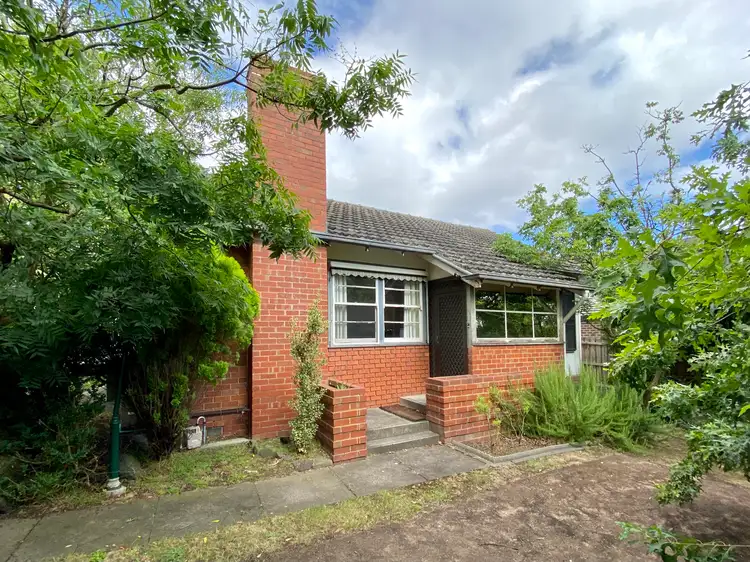 28 Sunderland Avenue