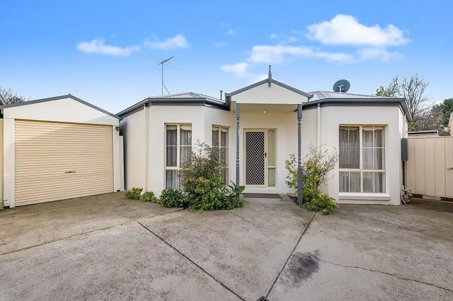 Main view of Homely unit listing, 3/106 Kororoit Creek Road, Williamstown North VIC 3016