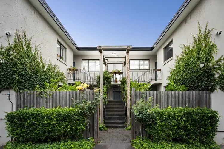 8/3 Hickford Street, Brunswick East VIC 3057