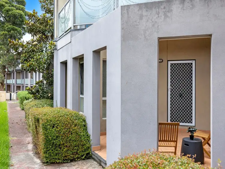 9/13-15 Hewish Road, Croydon VIC 3136