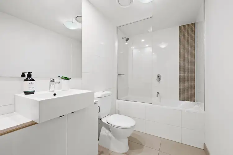 Fifth view of Homely apartment listing, 17/2-4 William Street, Murrumbeena VIC 3163