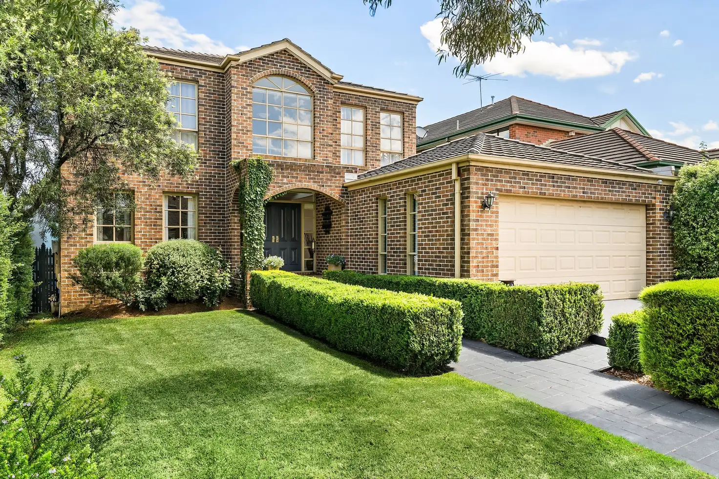 Main view of Homely house listing, 10 Adrian Avenue, Vermont South VIC 3133