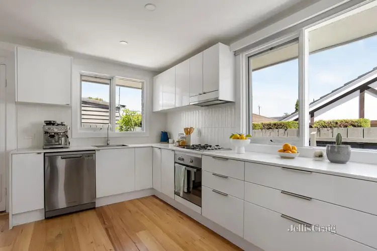 4/11 Albenca Street, Mentone VIC 3194