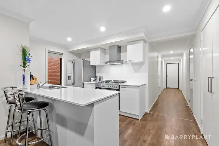 Seventh view of Homely house listing, 8 Stag Place, Wallan VIC 3756