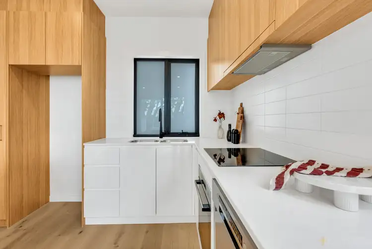 Fourth view of Homely townhouse listing, 2/1023 Nepean Highway, Moorabbin VIC 3189