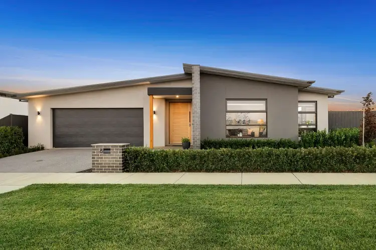 6 Jolly Parade, Lucas VIC 3350
