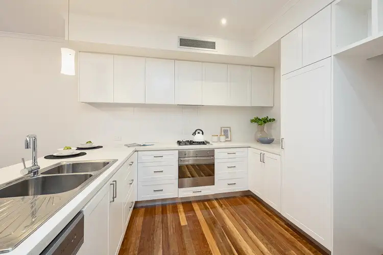 Fourth view of Homely townhouse listing, 2/43 Warleigh Grove, Brighton VIC 3186