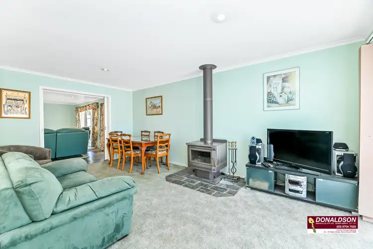 Second view of Homely house listing, 3 Birch Court, Narre Warren VIC 3805
